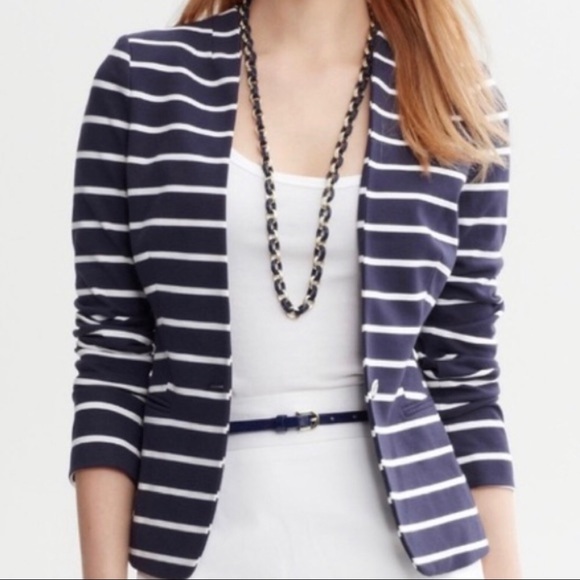 Banana Republic Jackets & Blazers - Banana Republic Navy/White Striped Jacket Misses size 14
